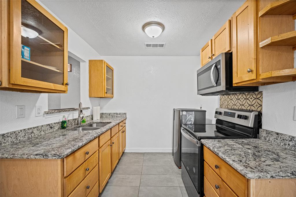 6511 Baraboo Drive Property Photo 10