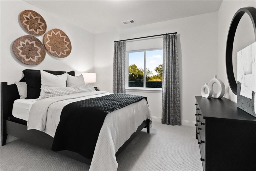 2105 Navona Drive Property Photo 11