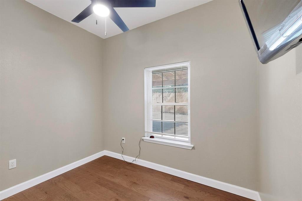 4214 Falls Drive Property Photo 27