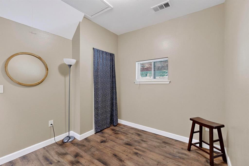 4214 Falls Drive Property Photo 30