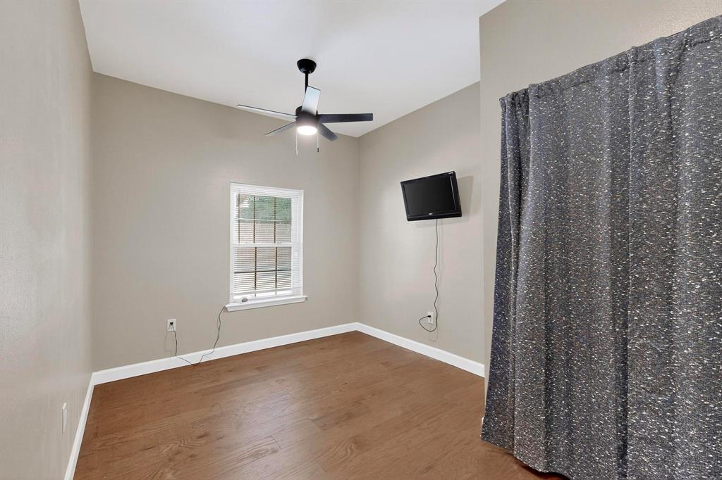 4214 Falls Drive Property Photo 31