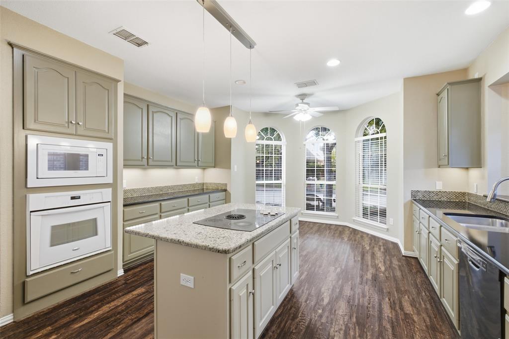 14616 Vintage Lane Property Photo 7