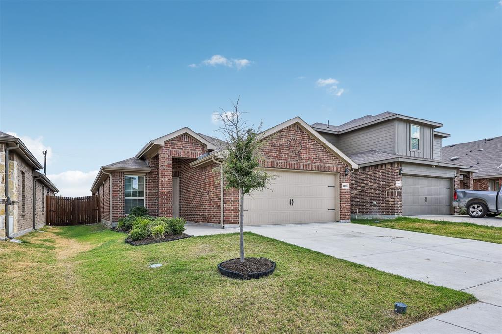2205 Feeder Way Property Photo 1
