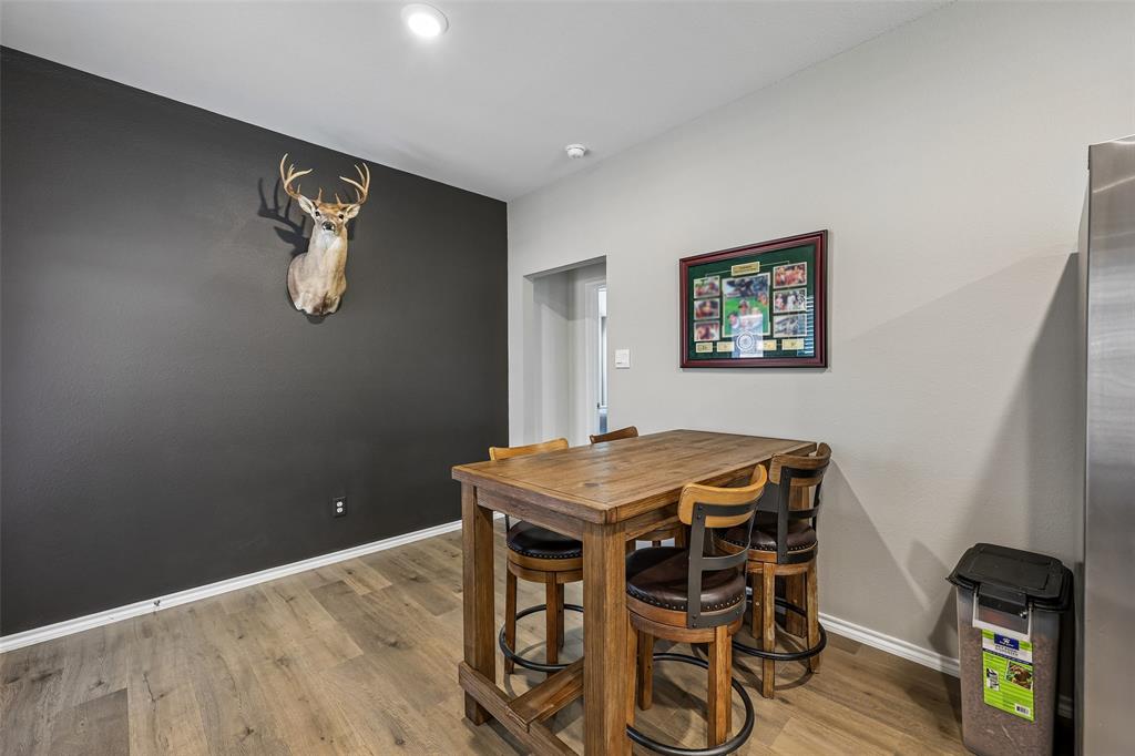 2205 Feeder Way Property Photo 5