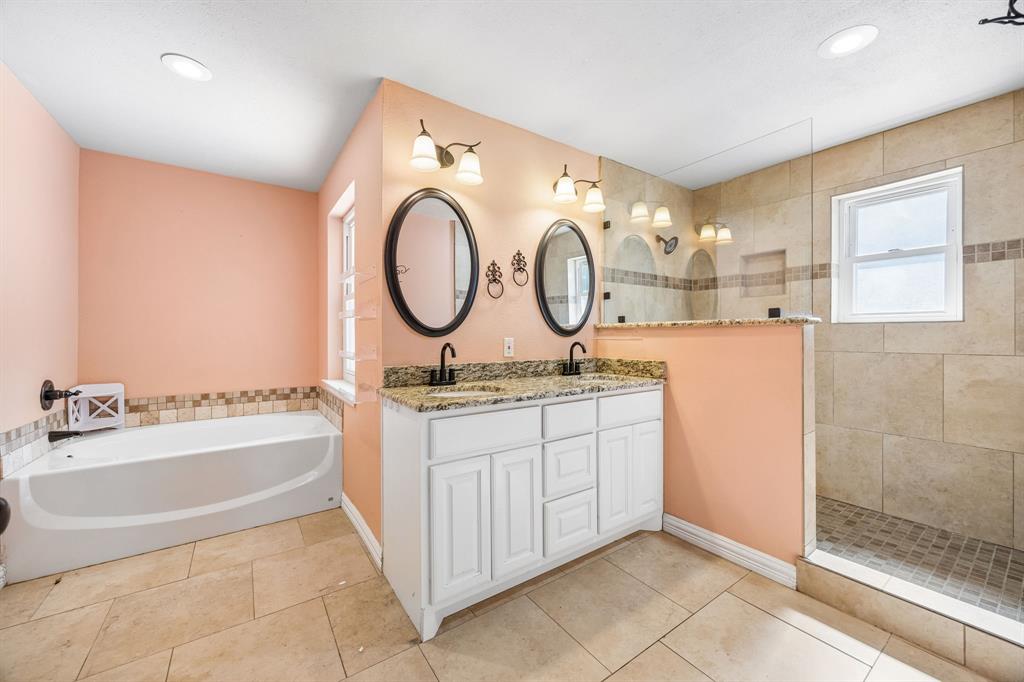 8380 San Cristobal Drive Property Photo 7
