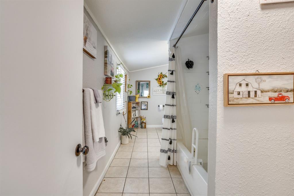 404 Calgary Road Property Photo 15