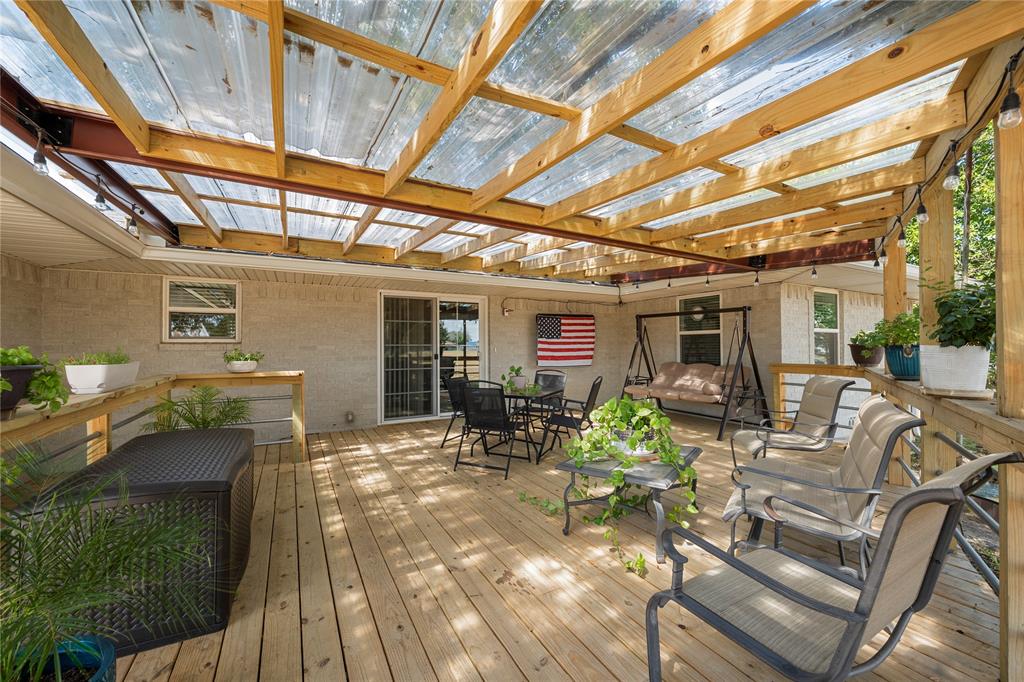 407 E Walnut Street Property Photo 23