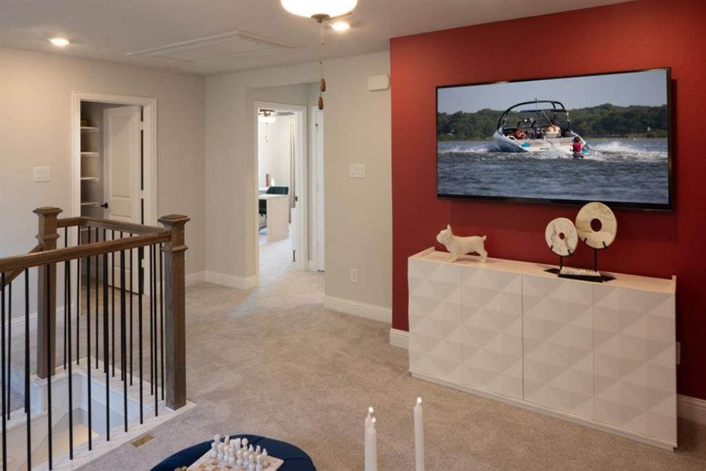1128 Hyssop Drive Property Photo 16