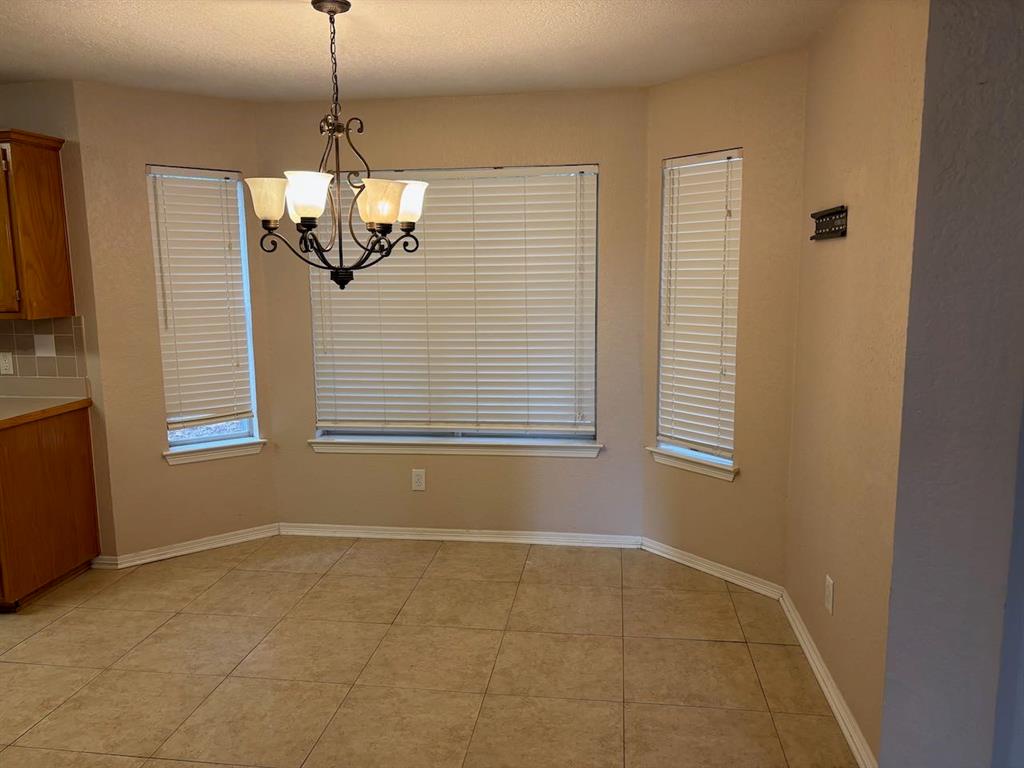 8109 Fox Chase Drive Property Photo 5