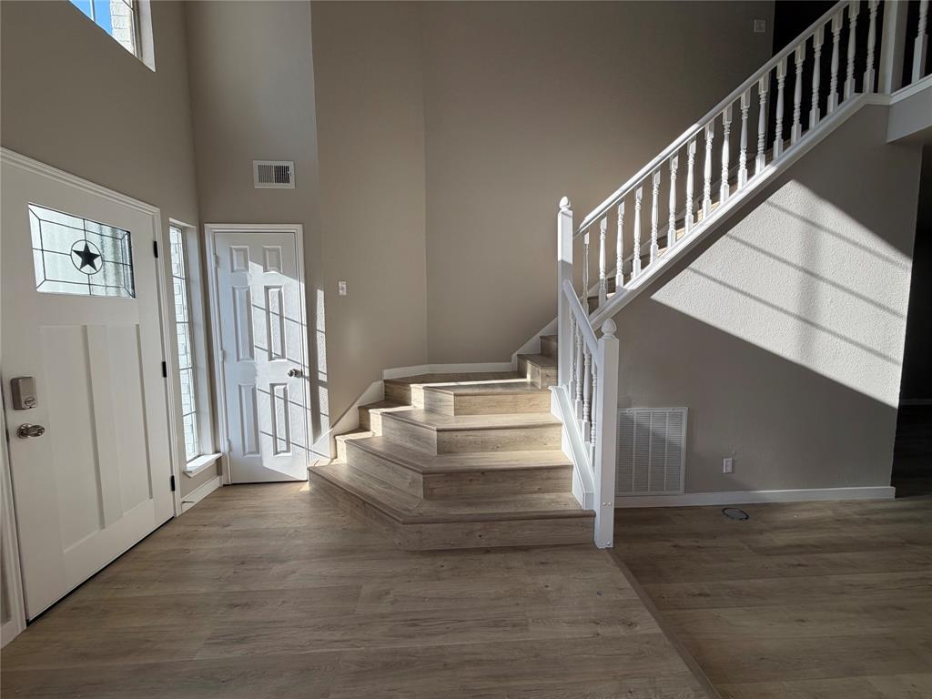 2300 Brooklake Street Property Photo 2