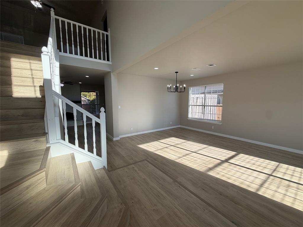 2300 Brooklake Street Property Photo 3
