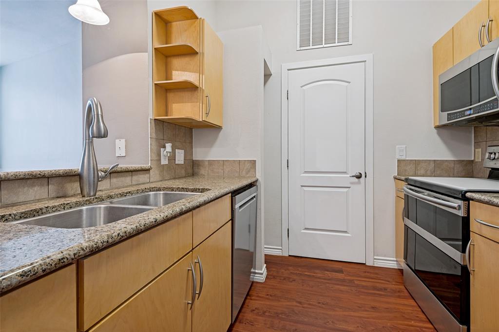 201 W Lancaster Avenue 212 Property Photo 6