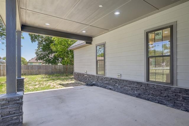 2936 Henry Road Property Photo 27