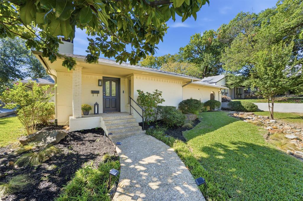 2223 Loving Avenue Property Photo 1