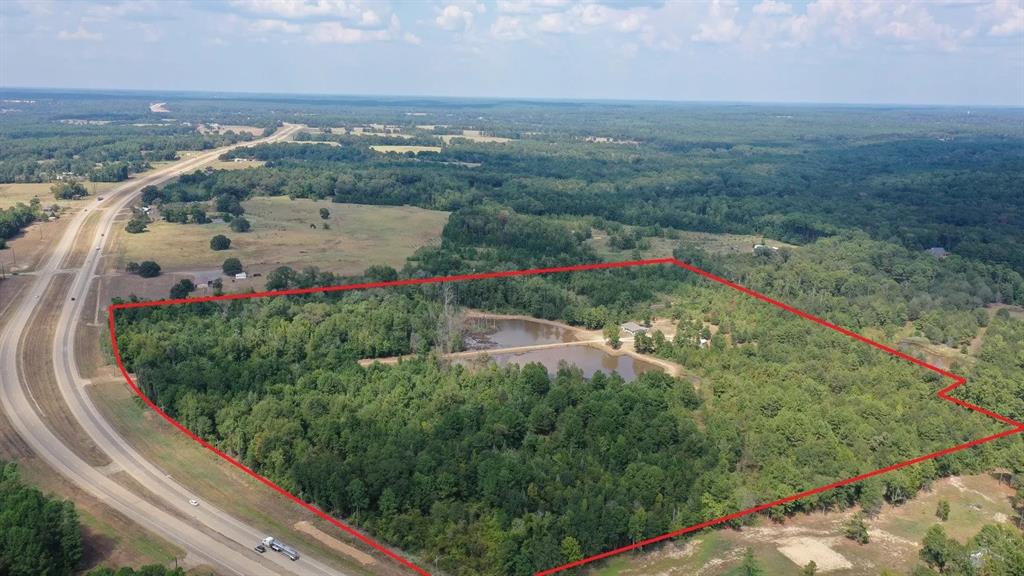 2924 Us-59 Property Photo 2