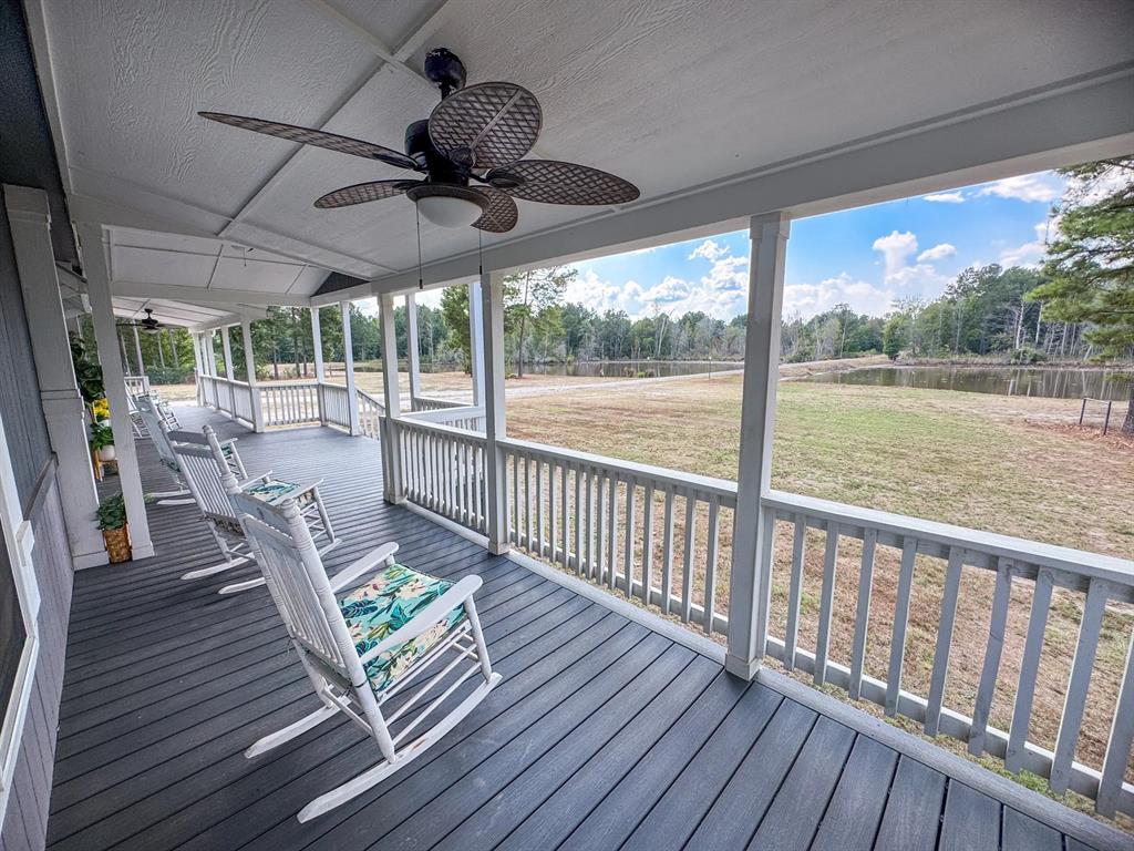2924 Us-59 Property Photo 4
