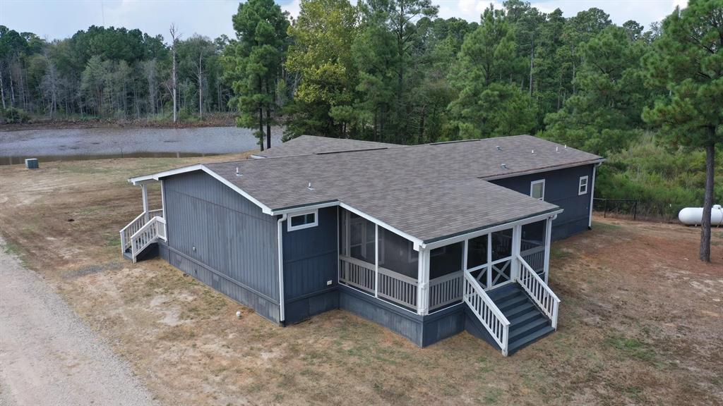 2924 Us-59 Property Photo 24