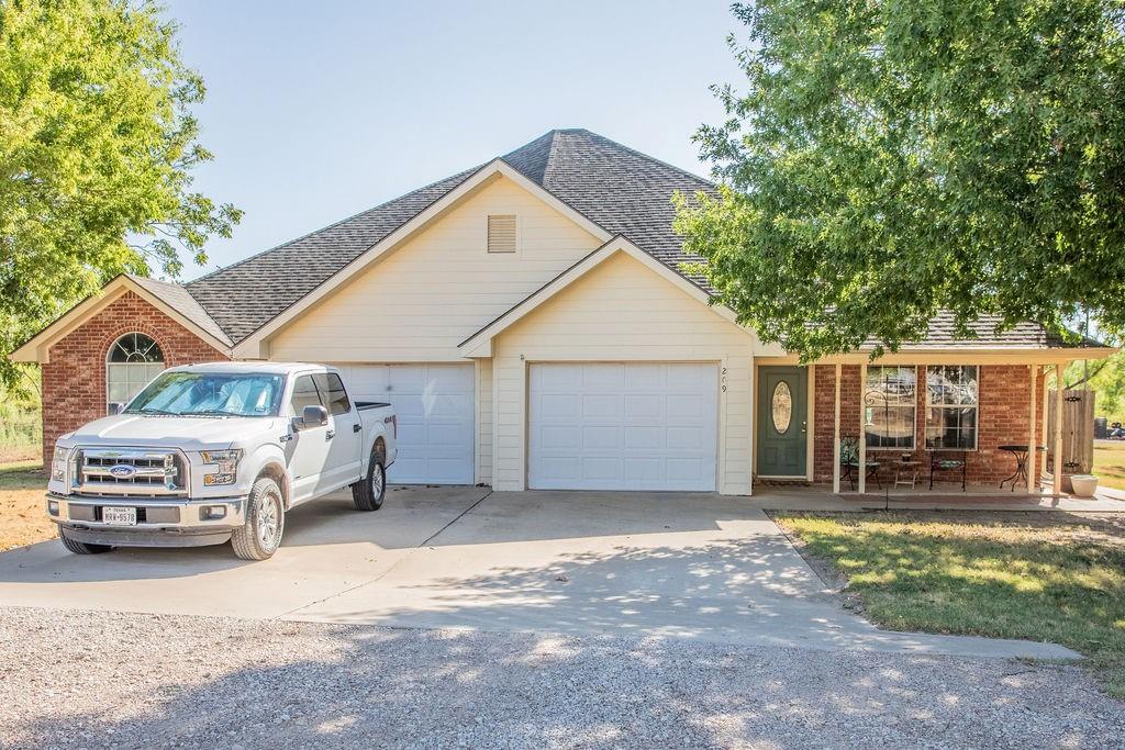 207 Roeser Street Property Photo 1