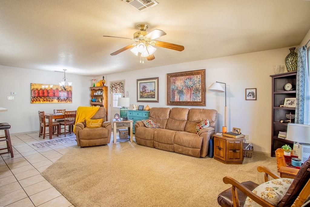 207 Roeser Street Property Photo 3