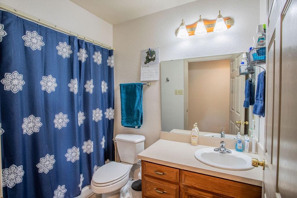 207 Roeser Street Property Photo 11