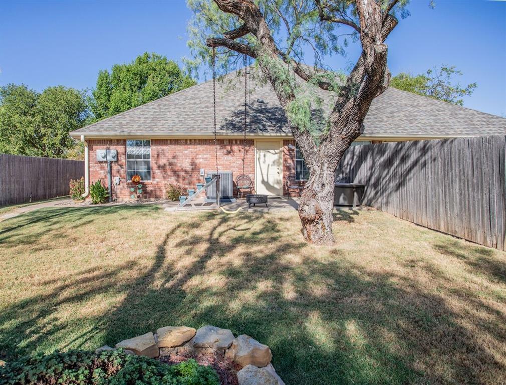 207 Roeser Street Property Photo 20