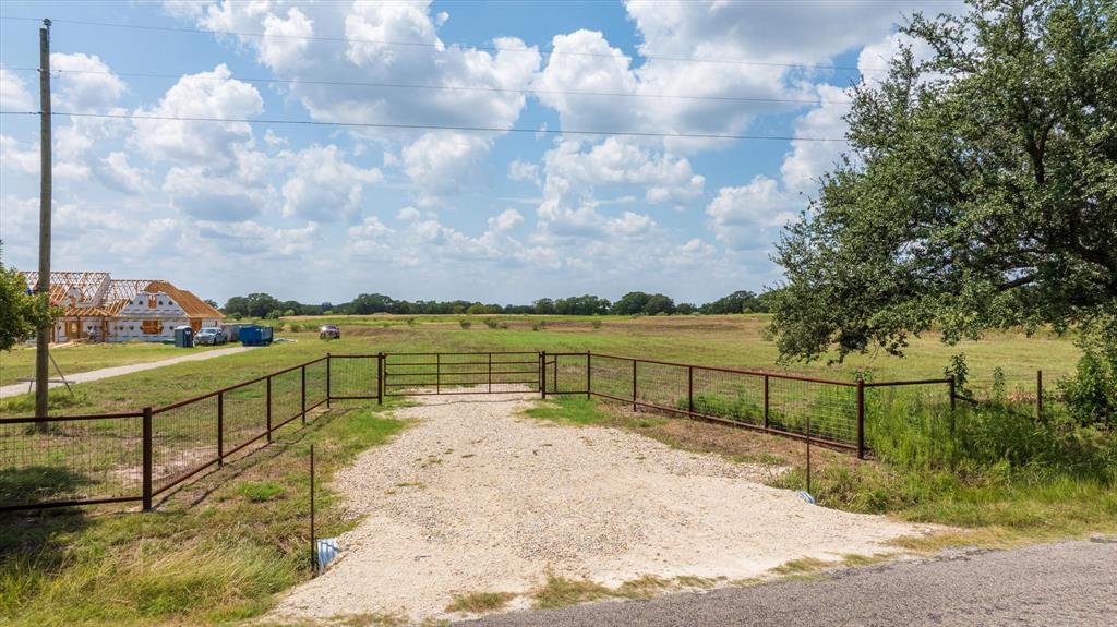 3039 Pear Orchard Road Property Photo 1