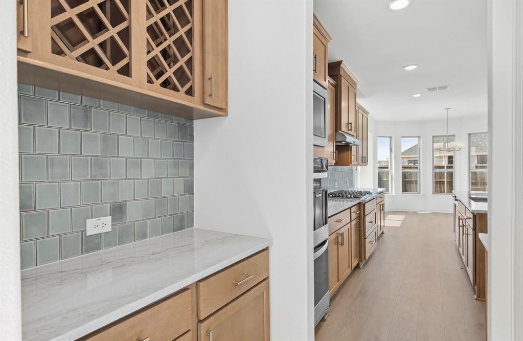 2821 Paddington Court Property Photo 8