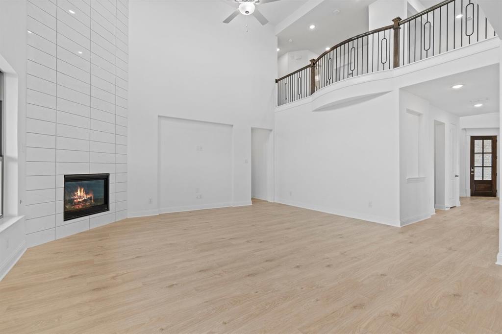 2821 Paddington Court Property Photo 9