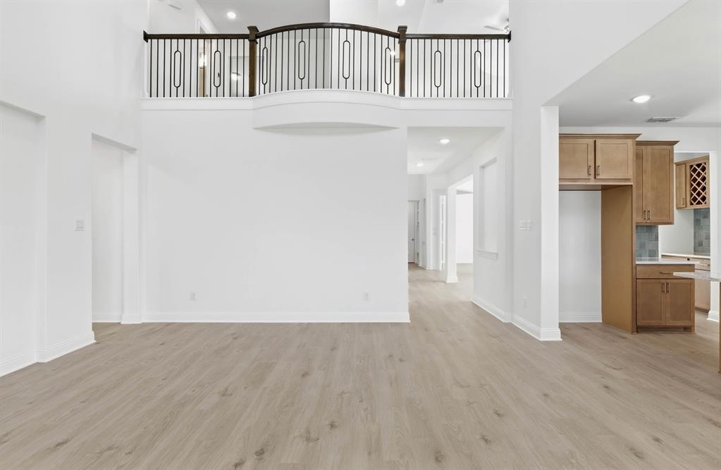 2821 Paddington Court Property Photo 11