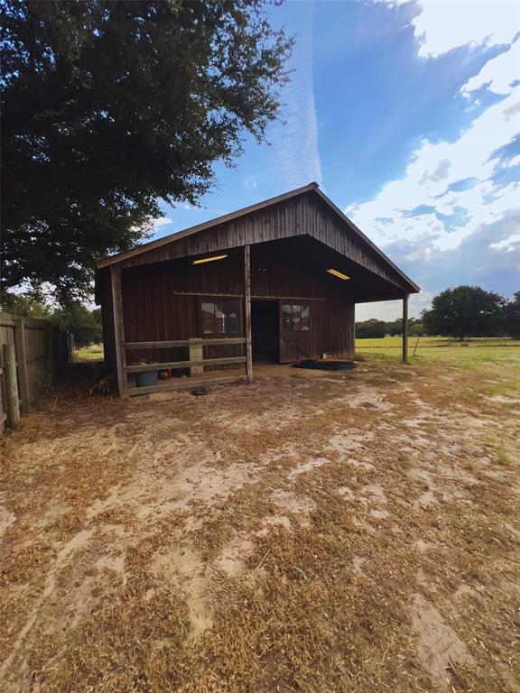 23211 Fm 1995 Property Photo 35