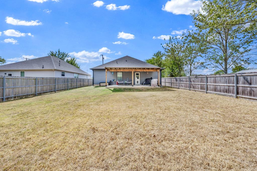 1024 Jackson Street Property Photo 3