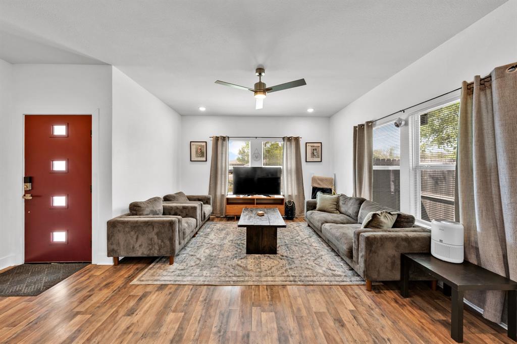 1024 Jackson Street Property Photo 13