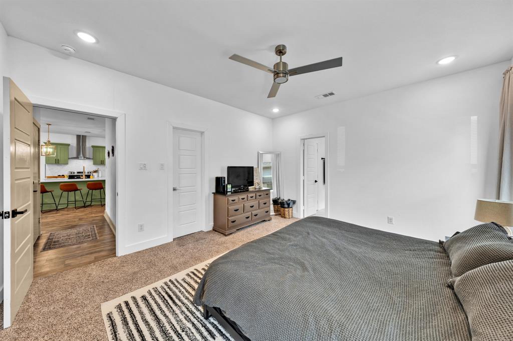 1024 Jackson Street Property Photo 16