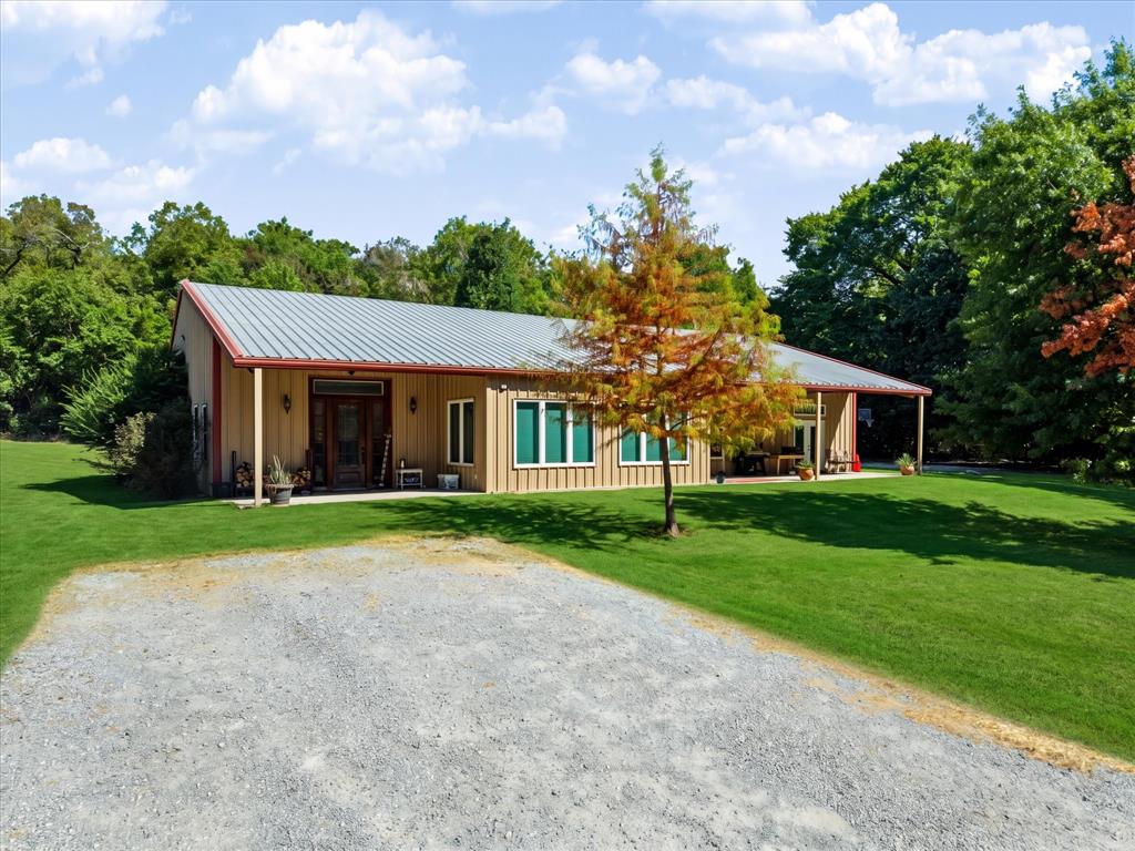 6747 County Road 424 Property Photo 18