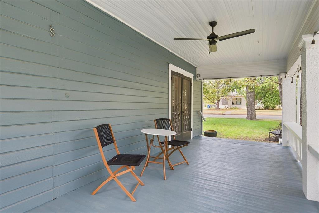 2716 Sanger Avenue Property Photo 21