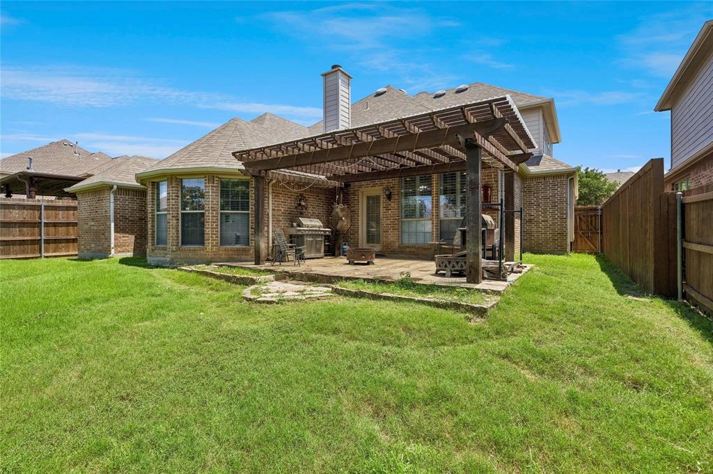 9721 Sam Bass Trail Property Photo 34