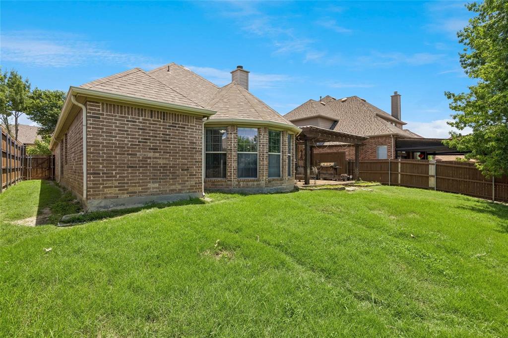 9721 Sam Bass Trail Property Photo 35