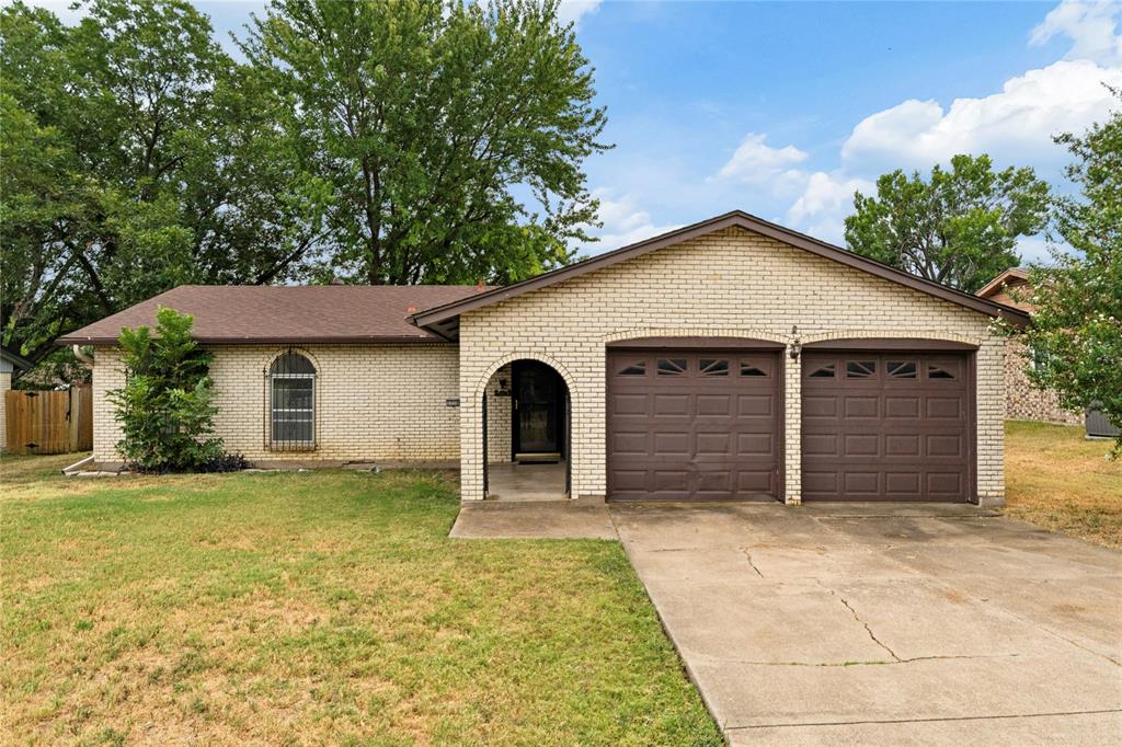 1710 Carla Avenue Property Photo 1