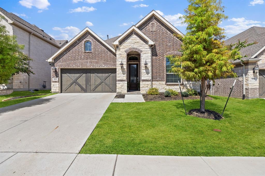 8249 Abellia Court Property Photo 1