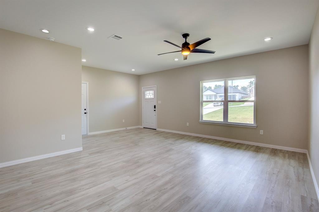 5116 Bonnell Avenue Property Photo 6