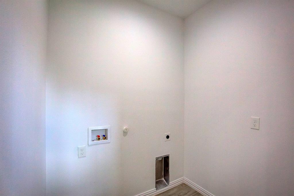 5116 Bonnell Avenue Property Photo 17