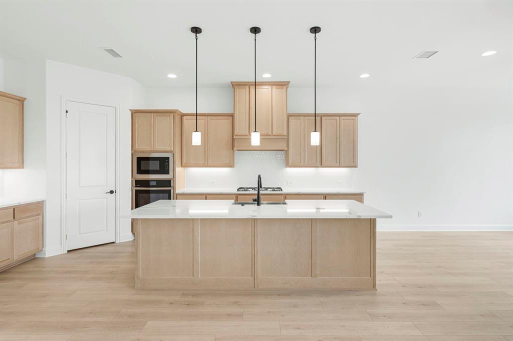2019 Wickersham Road Property Photo 3