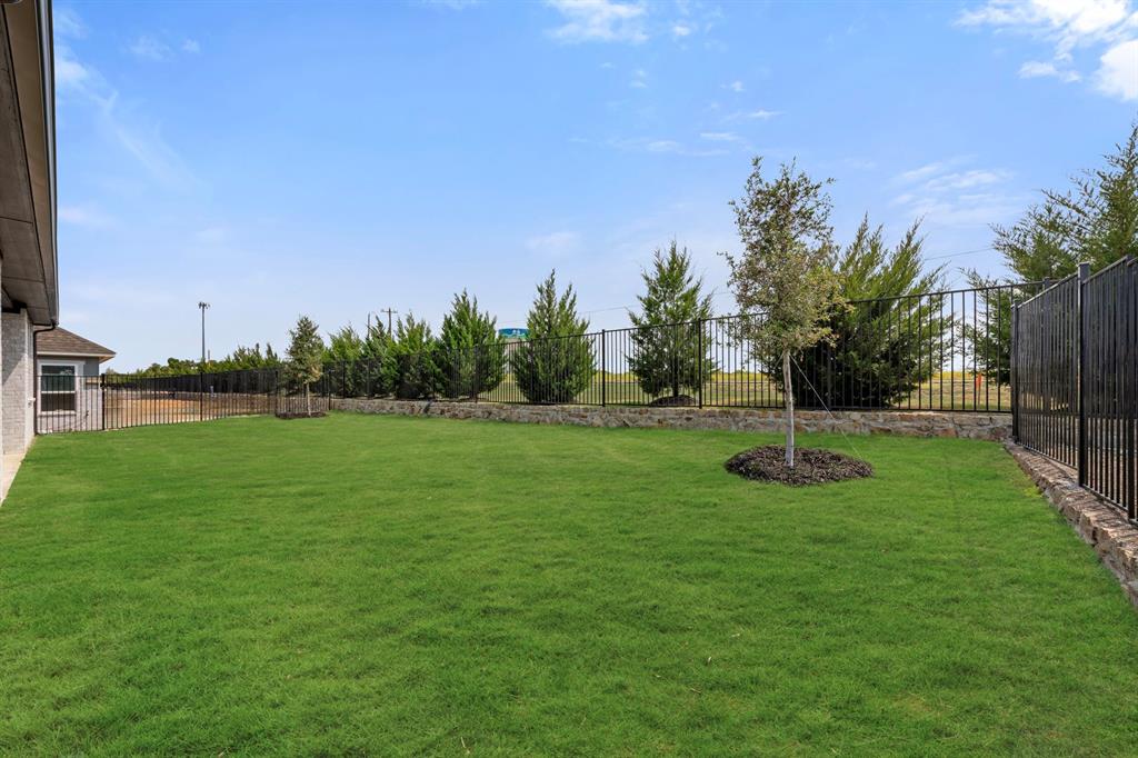 2019 Wickersham Road Property Photo 32