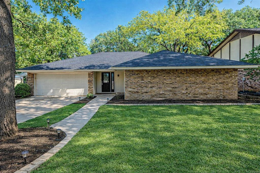 5209 Smokerise Court Property Photo 1