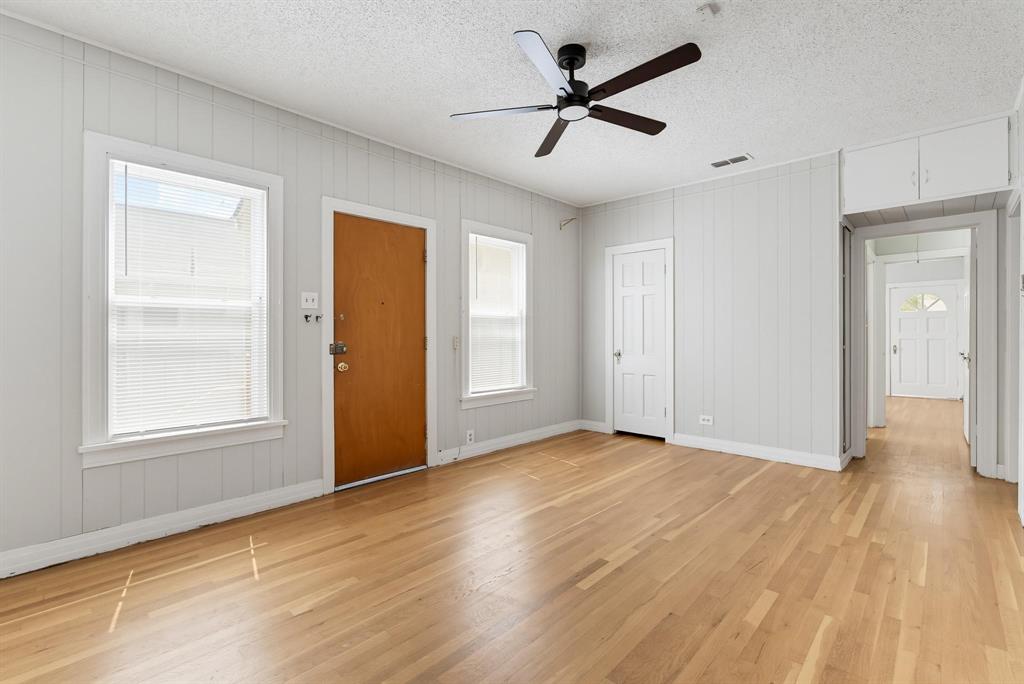 889 Beech Street Property Photo 16