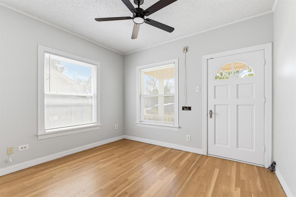 889 Beech Street Property Photo 19