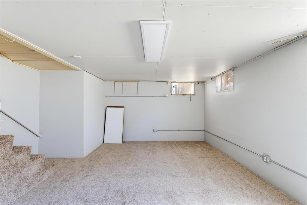 889 Beech Street Property Photo 30