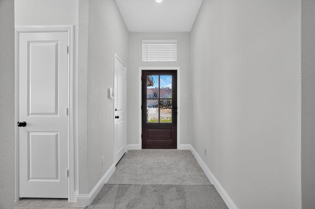 425 Rose Avenue Property Photo 4