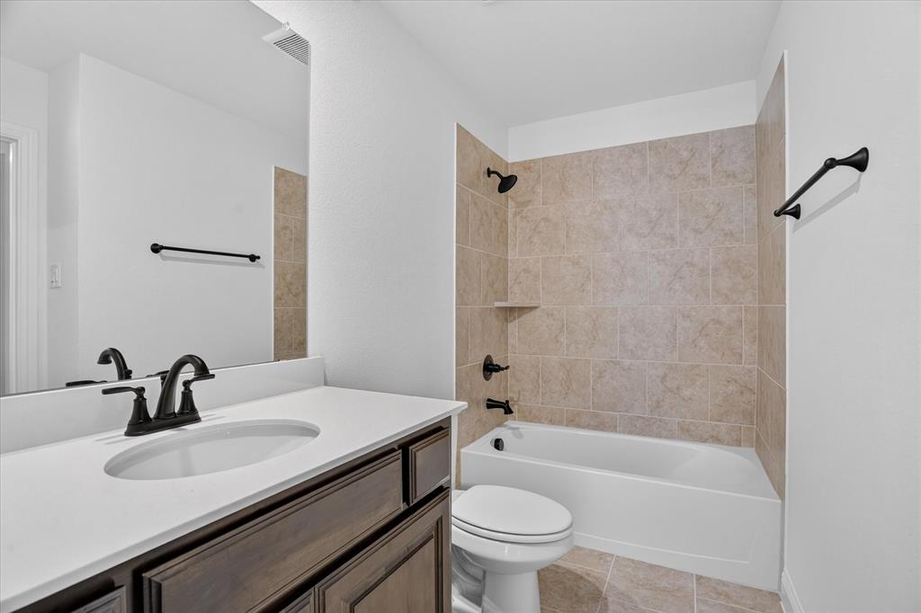 425 Rose Avenue Property Photo 17
