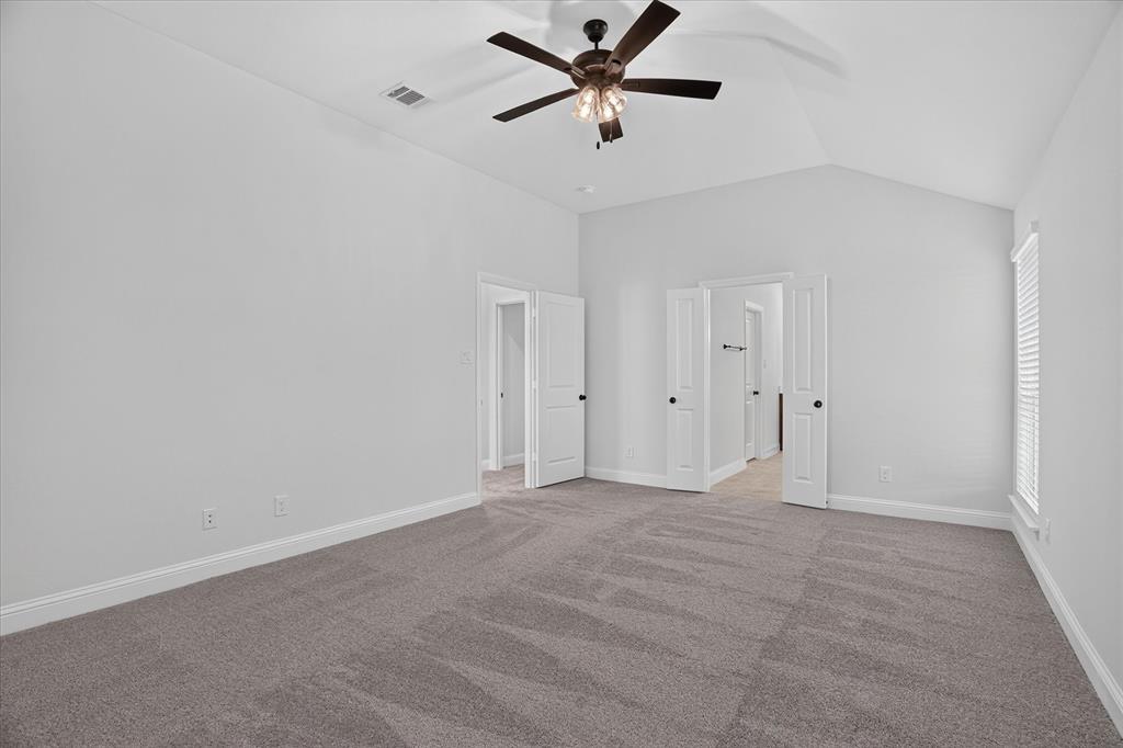 425 Rose Avenue Property Photo 21